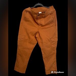 Cabi pants- fits more like SIZE 10